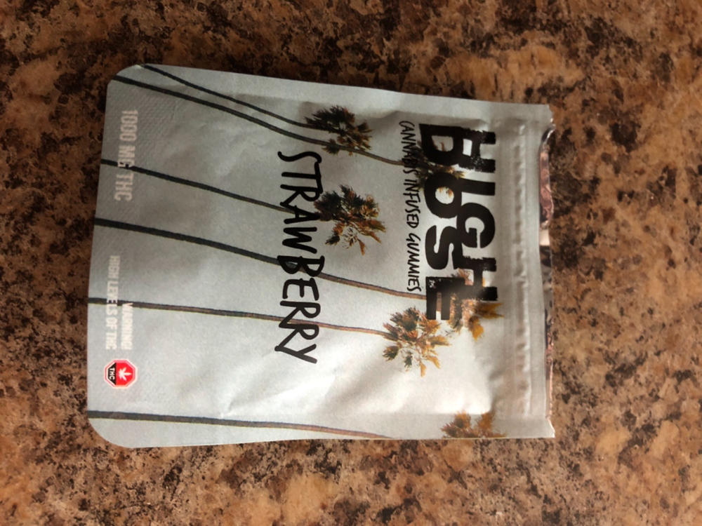 High Dose 1000mg THC Gummy - Strawberry - Customer Photo From Lori Johnson