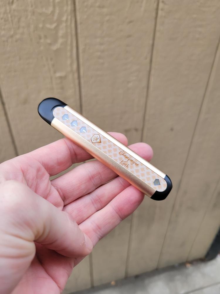 Diamond Concentrates Disposable 2 GRAM Vape Pen – Champagne Kush THC Distillate - Customer Photo From Dylan James