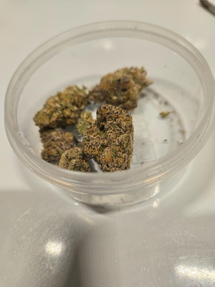 Maui Wowie - ($$$$) - 3.5 Grams - Customer Photo From Jean Gariepy