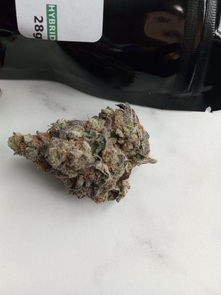 Maui Wowie - ($$$$) - 28 Grams - Customer Photo From Colleen Wood