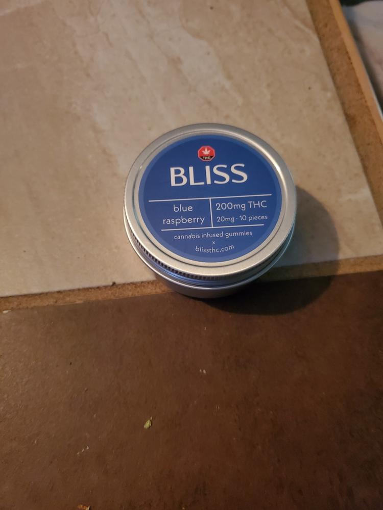 Bliss Edibles 200mg THC - Blue Raspberry - Customer Photo From Marco Levesque