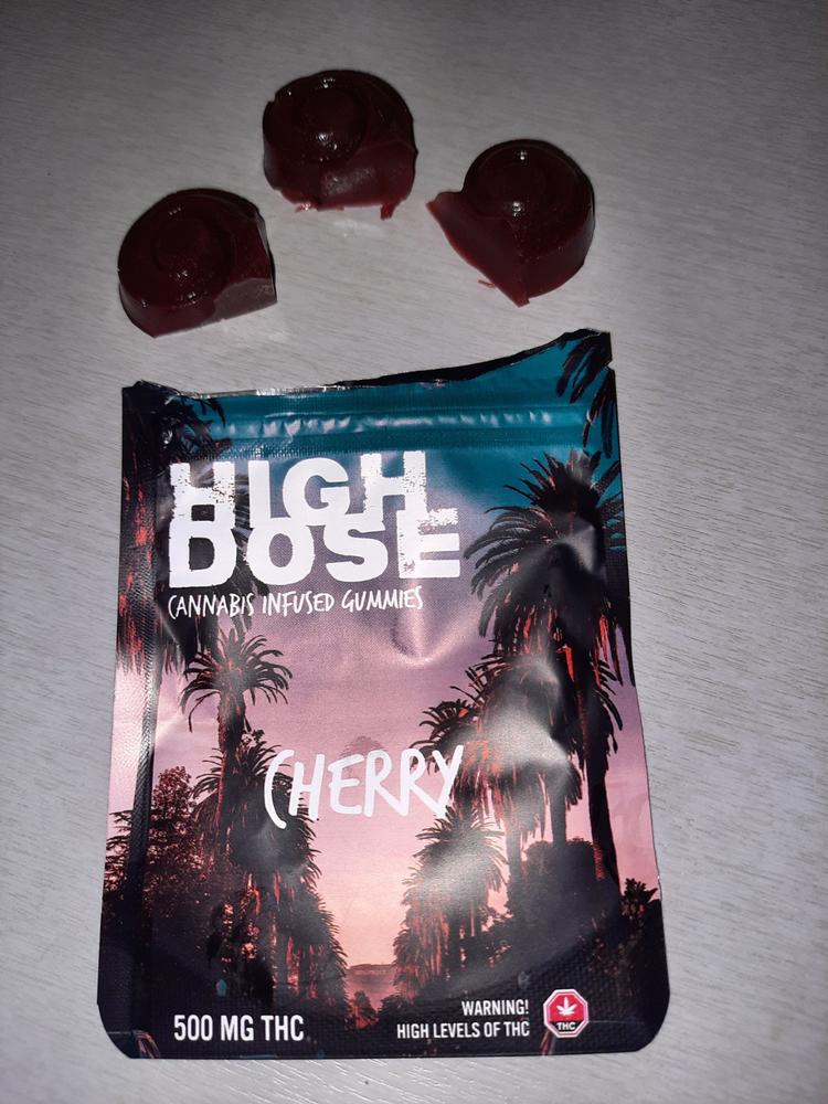 High Dose 500mg THC Gummy - Cherry - Customer Photo From Julie Marks