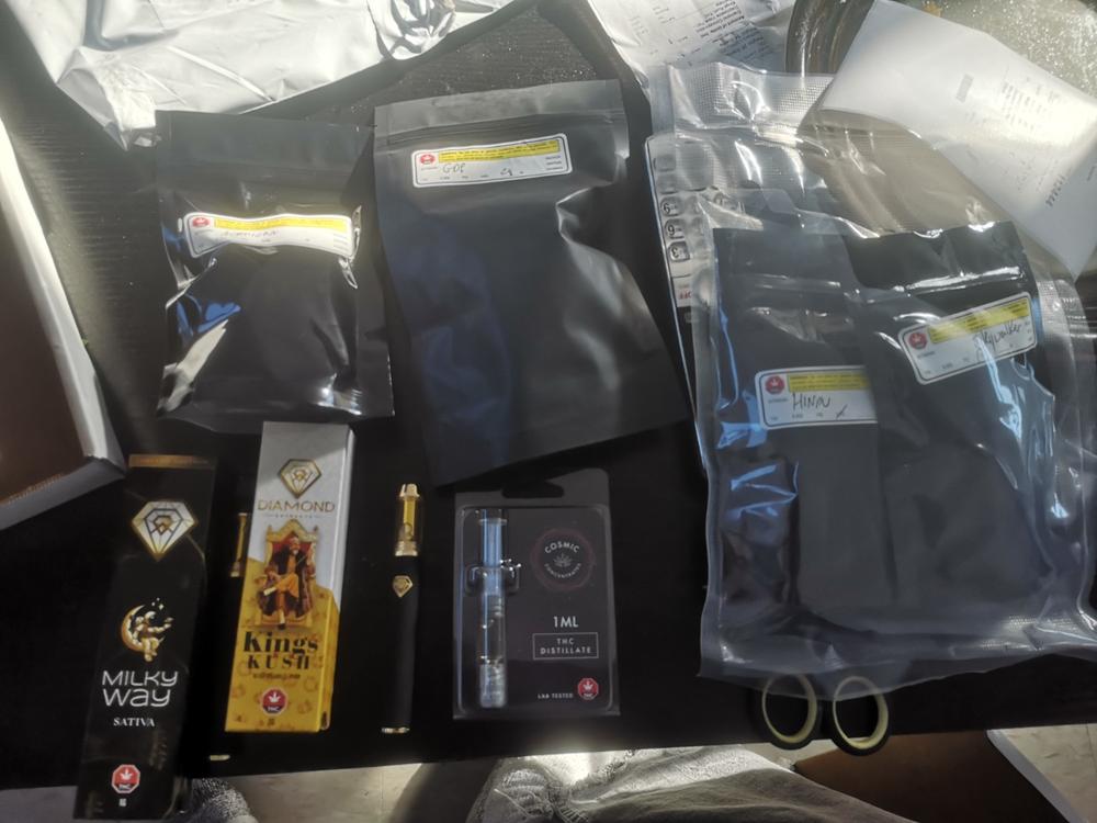 Cosmic Concentrates Premium THC Distillate - 1mL - 1ml - Customer Photo From Larry Konana