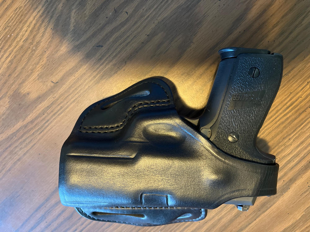 BHX – Thumb Break Holster Size 5s - Customer Photo From Ronald Crutchfield