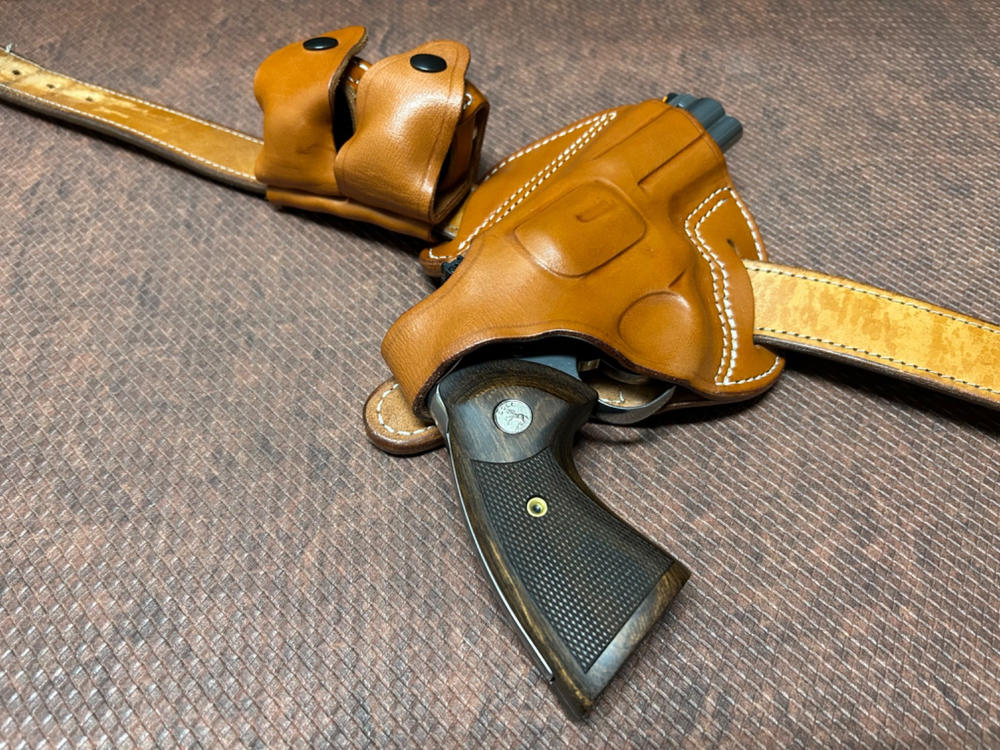 Speed Loader Double Carrier for 5 & 6 Shots - Classic Brown - Customer Photo From Anonymous