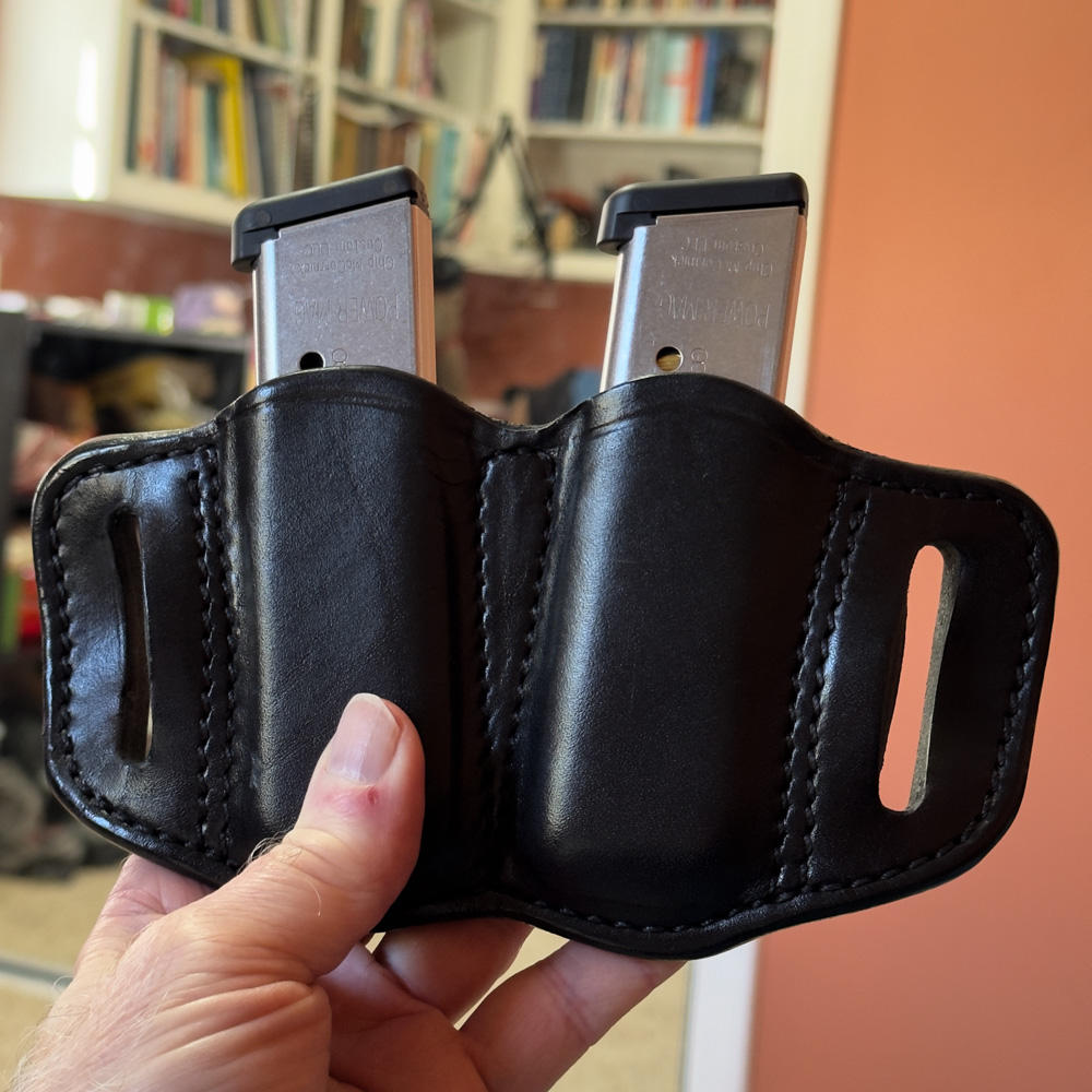 MAG 2.1 – Double Mag Carrier for Single Stack Mags - Black - Customer Photo From Wayang Fotos