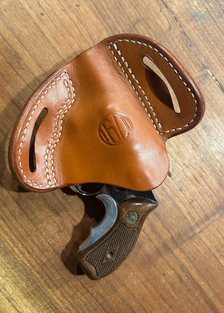 RVH1 – J-Frame Revolver Holster - Customer Photo From Eric