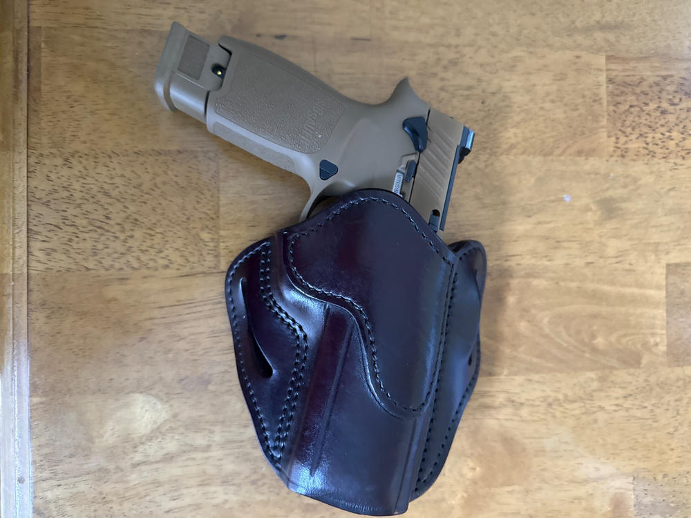 Optic Ready BH2.4 - Open Top Multi-Fit Holster 2.4 - Customer Photo From Robert Wilcox