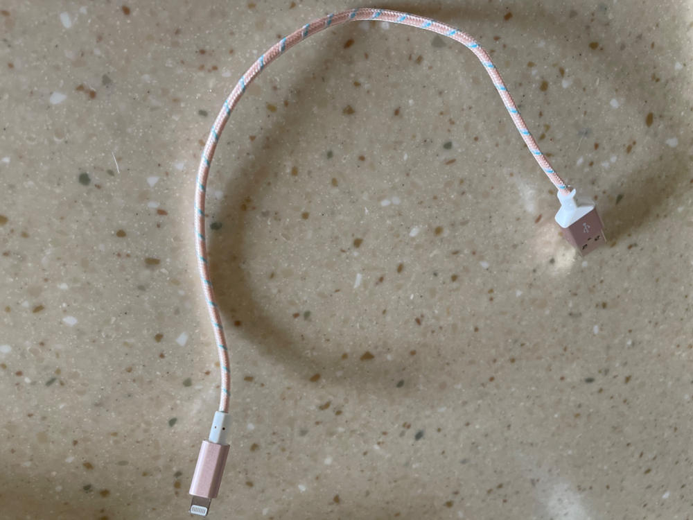Rose Gold Lightning Cable [12 inch / .3m length] - Customer Photo From Barbara Hutton