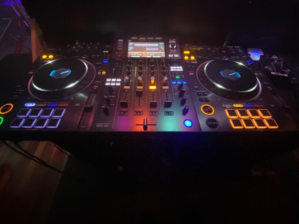 Pioneer DJ XDJ-XZ All in one controller for Rekordbox and Serato - Customer Photo From Steven Cooper