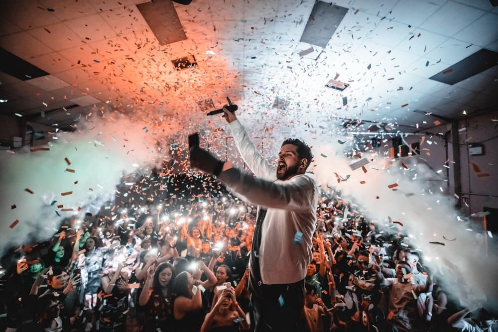 50cm Handheld Confetti Cannon Multicolour Paper - Customer Photo From Lance West