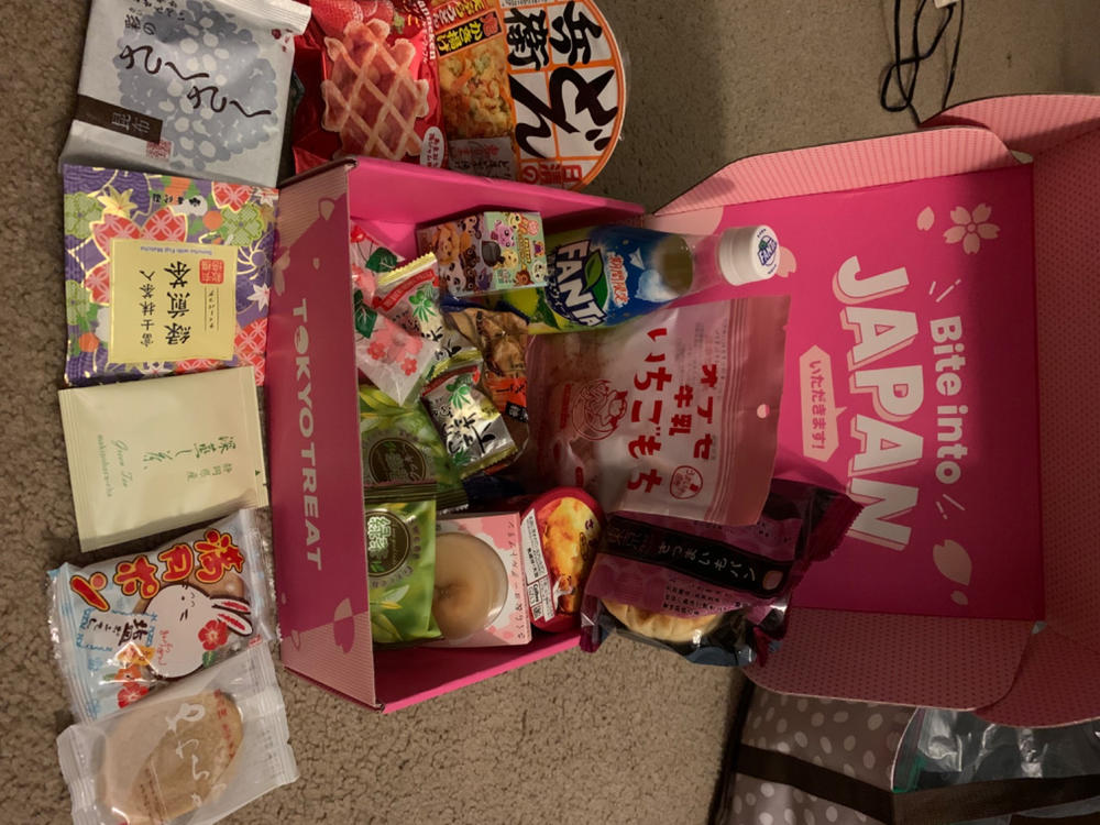 Snack Rescue Box - Customer Photo From Myhanh N.