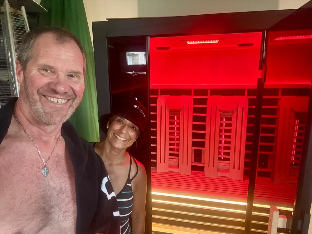 Sun Home Eclipse™ 2-Person Indoor Red Light & Full-Spectrum Infrared Sauna - Customer Photo From Ivette Nienstedt