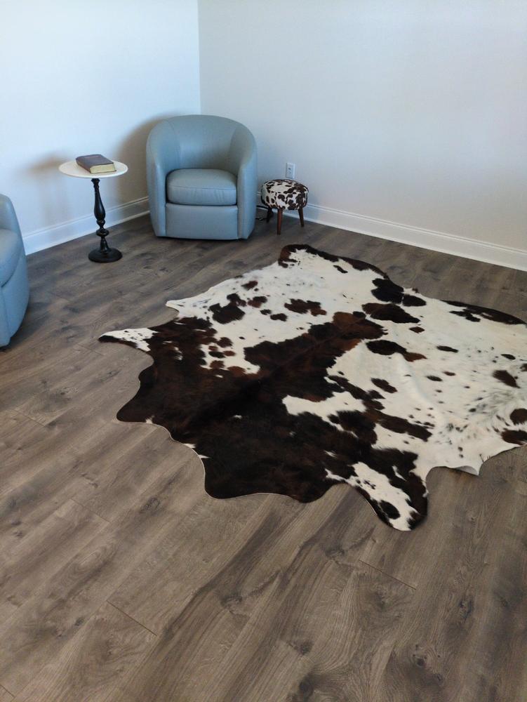 Tricolor Cowhide Rug - Customer Photo From Walker Lee