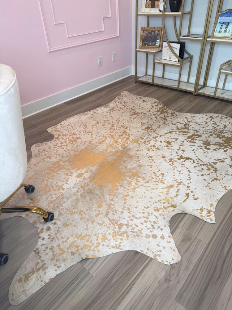 Gold Metallic On White Cowhide Rug - Customer Photo From Gabi Thibodeaux