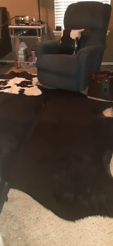 Black Natural Cowhide Rug - Customer Photo From Sharon Chew