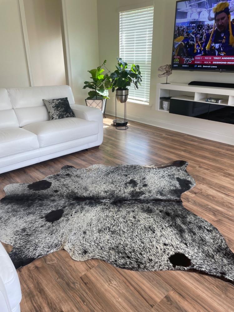 Black Salt and Pepper Cowhide Pillow - Customer Photo From Jade Hernandez