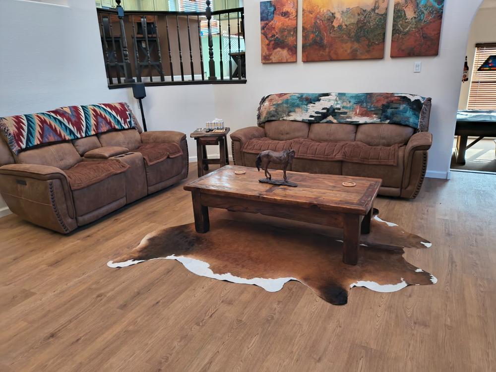 Mahogany Cowhide Rug - Customer Photo From YVONNE RIMBERT