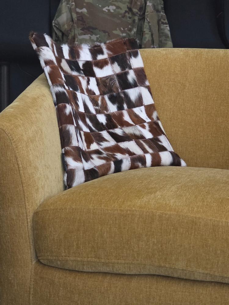 Mystery Cowhide Pillow - Customer Photo From Ruben Rodriguez