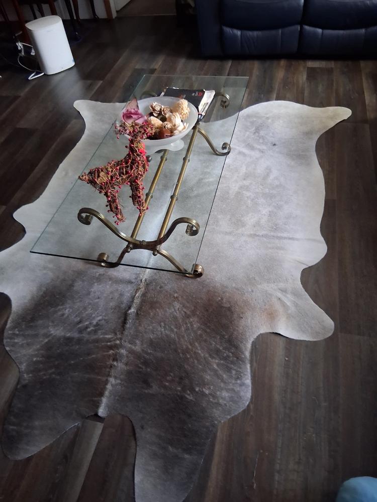 Grey Beige Cowhide Rug - Customer Photo From Cynthia Jones