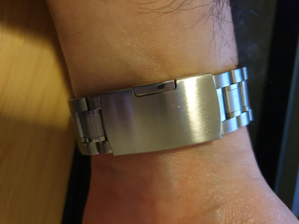 SILVER SOLID STEEL BRACELET - Customer Photo From Anonymous