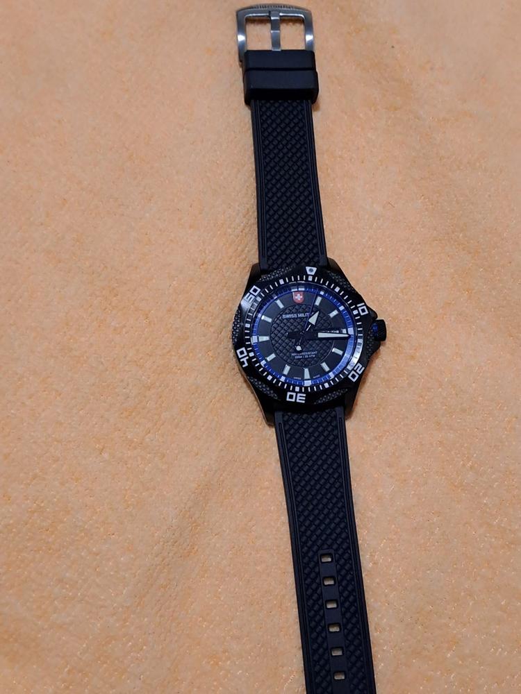 FKM QUICK RELEASE CHECKER - BLACK - Customer Photo From Faraz Rajput