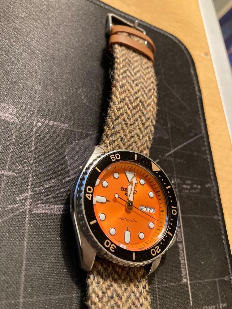 HARRIS TWEED® LIGHT BROWN HERRINGBONE - Customer Photo From Alexander W.