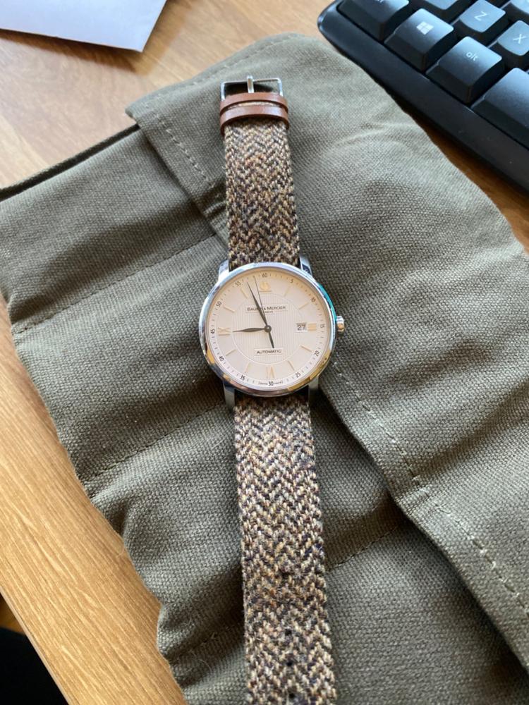 HARRIS TWEED® LIGHT BROWN HERRINGBONE - Customer Photo From Brett Gilbert