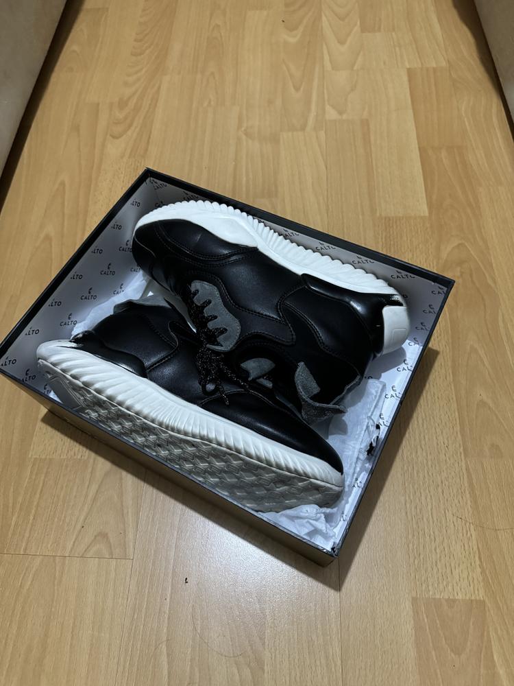 CALTO - S4205 - 3.2 Inches Taller (Black/Grey) - Lightweight Sneakers - Customer Photo From Kai