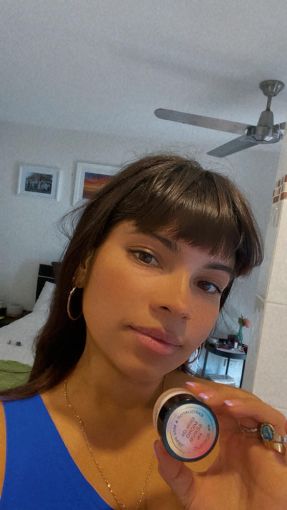 Micro Scrub Exfoliator 4% - Customer Photo From Chantelle 