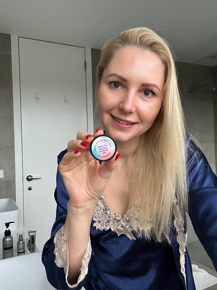 Micro Scrub Exfoliator 4% - Customer Photo From Maria