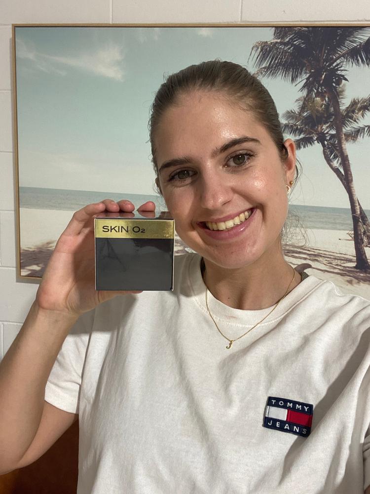 Collagen Sleep Mask - 24k Gold - Customer Photo From Jessica