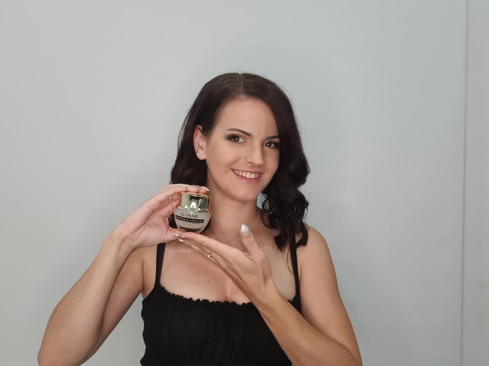 Collagen Sleep Mask - 24k Gold - Customer Photo From Jessica McILveen