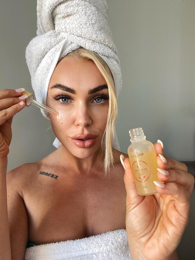 2% Retinol Serum - Customer Photo From Anna r