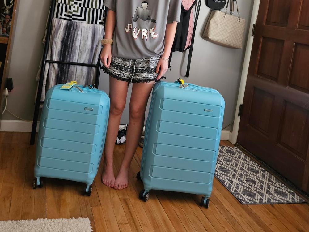 Pagosa 2-Piece Hardside Spinner Luggage Set - Customer Photo From Cathy BambachCathy Bambach