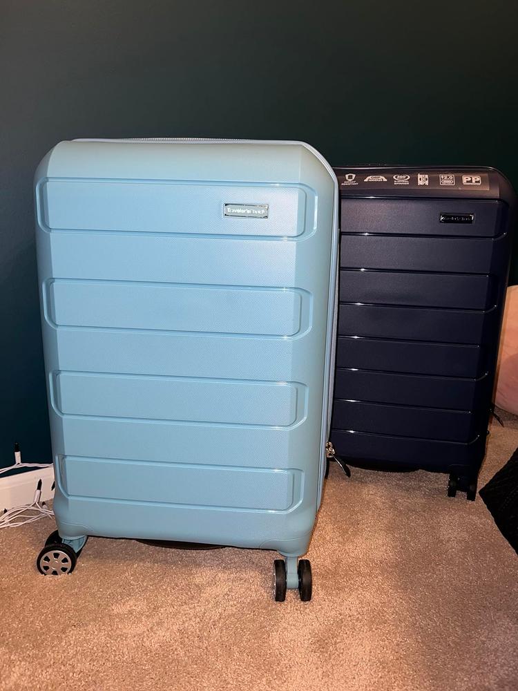 Pagosa Hardside Carry-On Spinner Luggage - Customer Photo From NickiNicki