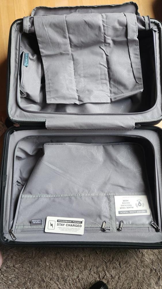 Markham Harside Carry-on Suitcase Luggage - Customer Photo From Gardener