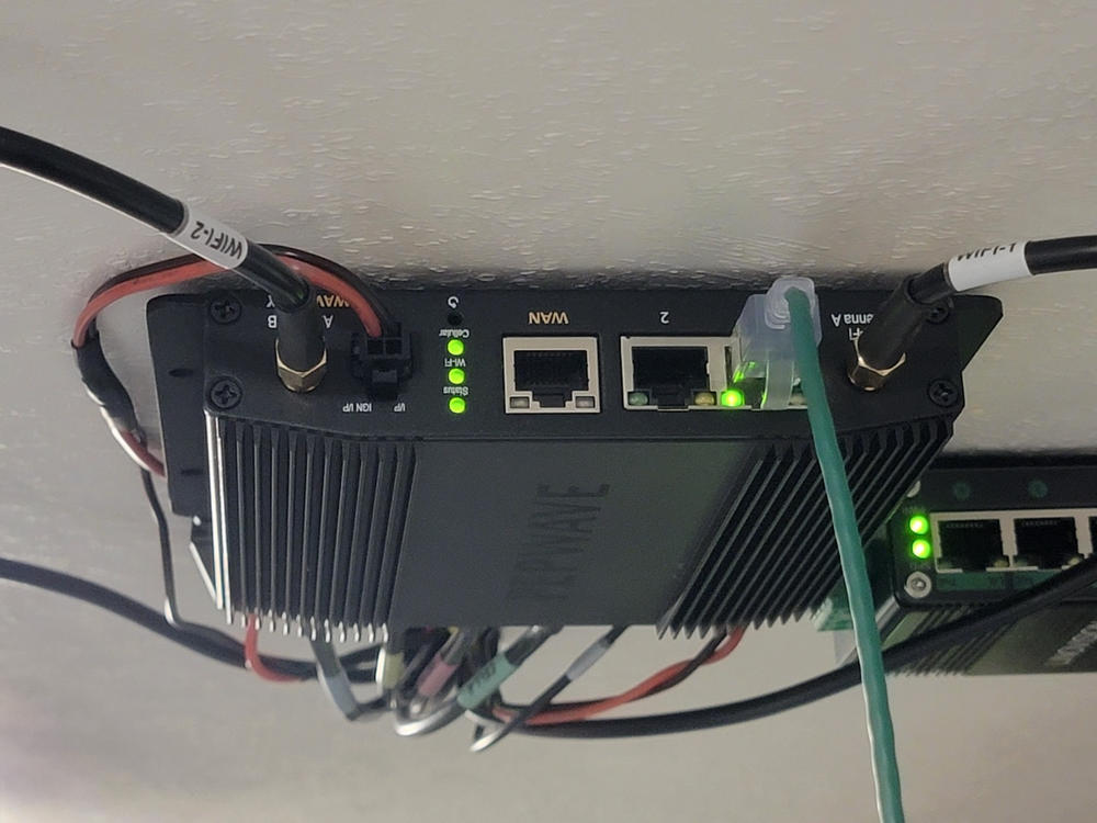 Peplink MAX BR1 Pro 5G Mobile Router - Customer Photo From Lonnie F.