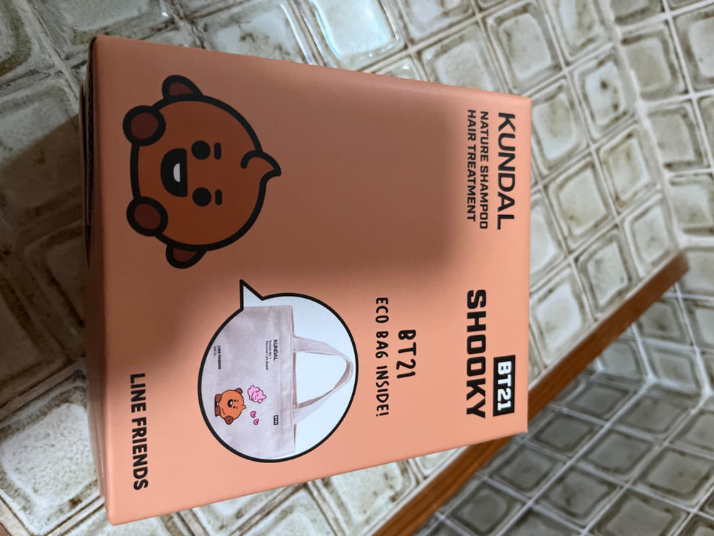 BT21 SHOOKY Bag incl] JASMINE WOODY Shampoo + Treatment 300ml