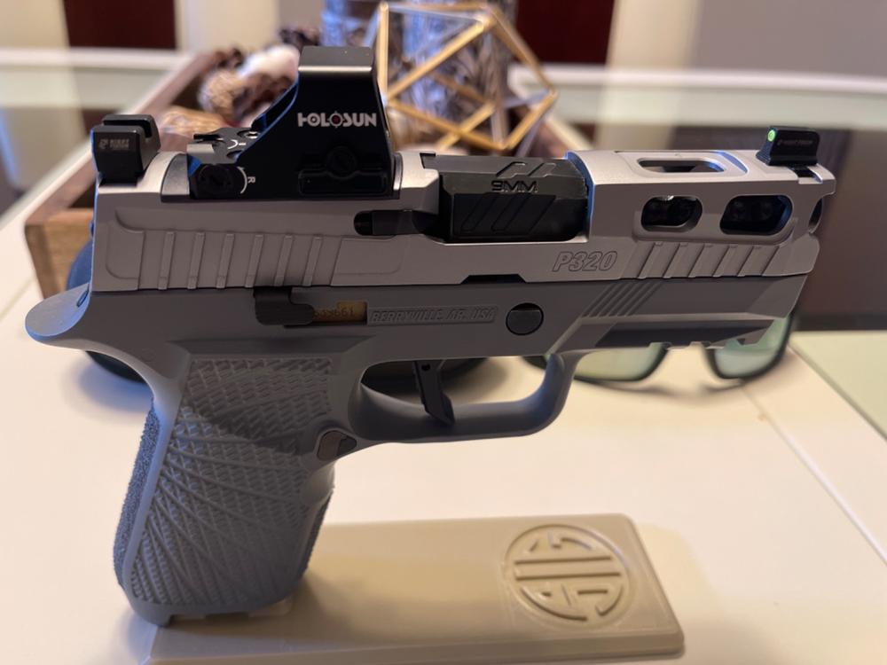 NIGHT FISION OPTICS READY STEALTH SERIES FOR SIG SAUER - Customer Photo From Hector Marietti