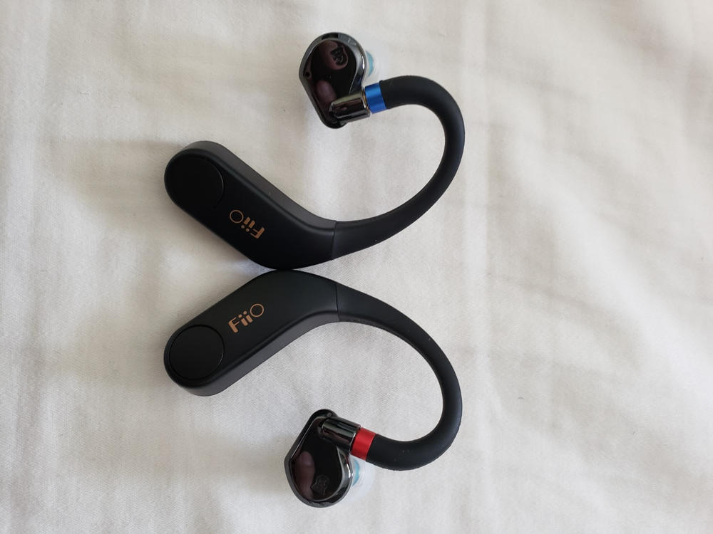 Campfire Audio Dorado 2020 Hybrid earphones - Headphone Bar Canada