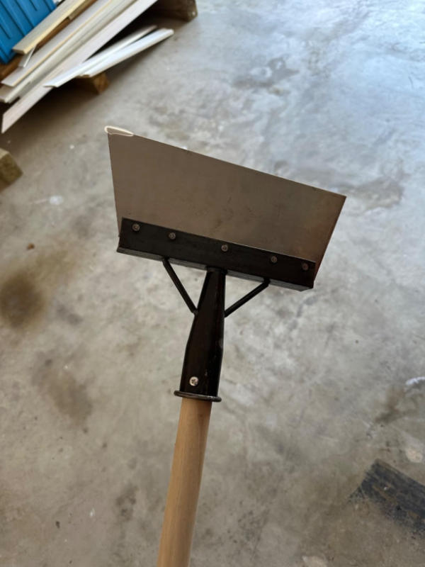 Scrub Master All-Surface Cleaning Shovel - Customer Photo From Glenn P.