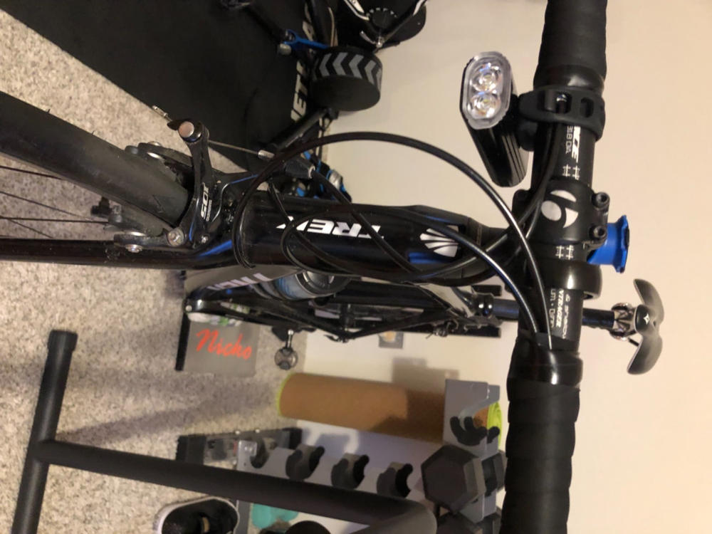 Entity HL800 800 Lumens Front Bicycle Light - USB Rechargeable - Customer Photo From Amy Fulton