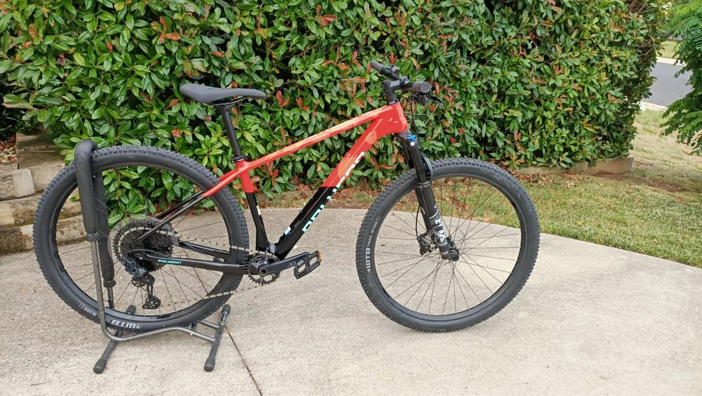 2024 Polygon Syncline C5 - Carbon XC Mountain Bike [Wheel: 29][Size: M (height: 168-178cm)] - Customer Photo From LAURENCE OUTIM