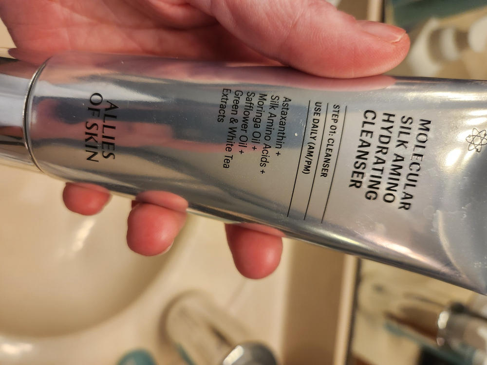 Molecular Silk Amino Hydrating Cleanser - Customer Photo From Marcye G.