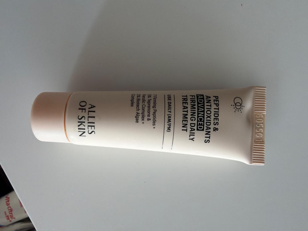 Peptides & Antioxidants Advanced Firming Daily Treatment, 0.67 fl oz - Customer Photo From Anonymous