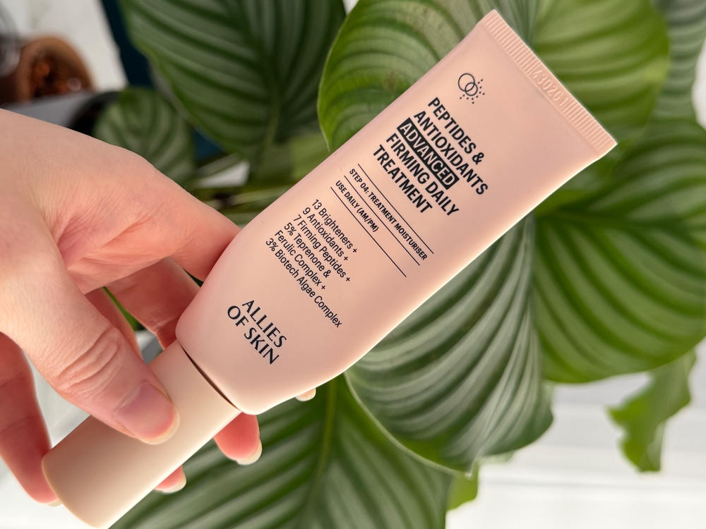 Peptides & Antioxidants Advanced Firming Daily Treatment, Value Size - Customer Photo From Anna K.