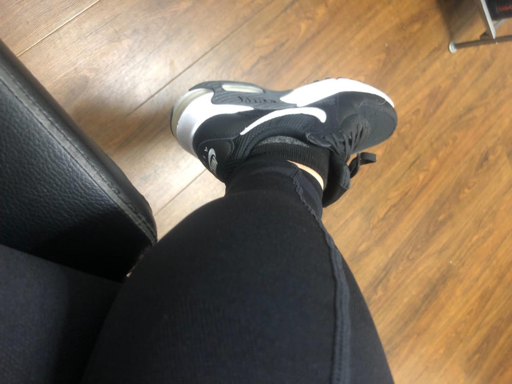 WOMENS NIKE AIR MAX EXCEE SNEAKERS - Customer Photo From Karen Ponce