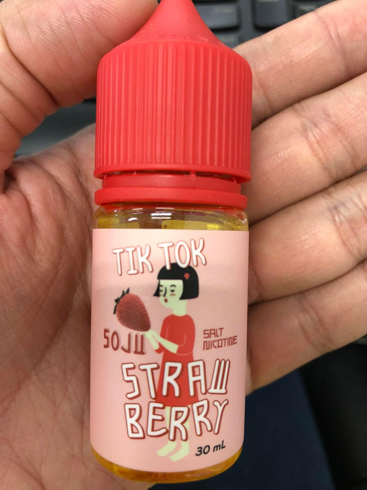 น้ำยาบุหรี่ไฟฟ้า TikTok - Soju Strawberry - ซอลนิค - Customer Photo From Anonymous