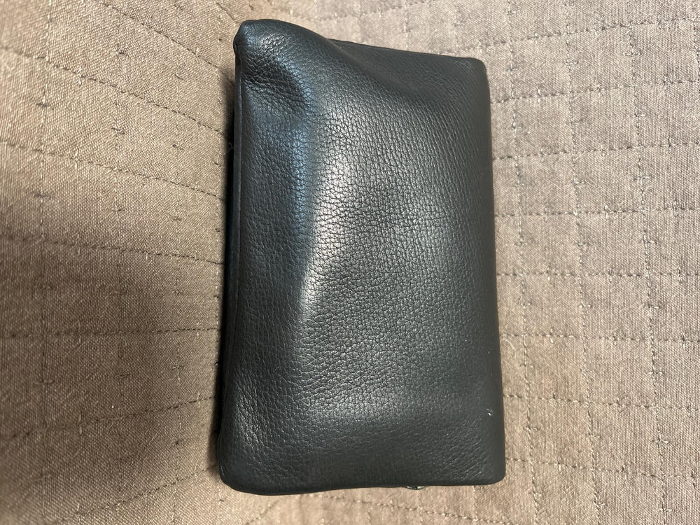 Zilda (ジルダ)上品でしなやかなソフトキップレザーのBox小銭入れ付きラウンドファスナー短財布 Black - Customer Photo From Anonymous